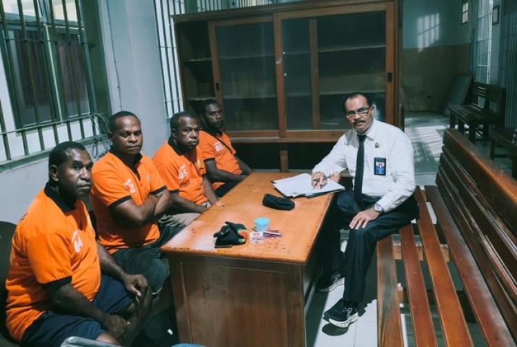 Penuhi Undangan RS Bhayangkara, Empat Warga PNG Malah Ditahan Imigrasi Jayapura 